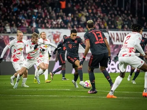 RB Leipzig giành 1 điểm trong trận tiếp đón Bayern Munich