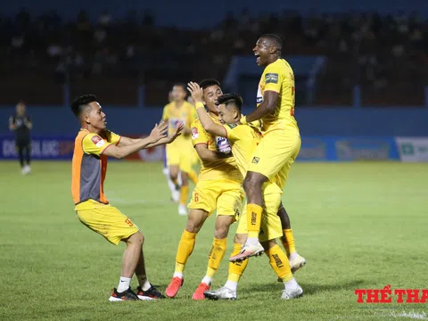 Vòng 1 V.League 2023 > Khánh Hòa 1-2 Đông Á Thanh Hóa: Khách mở hội ở Nha Trang