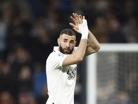 Karim Benzema chạm cột mốc chưa từng thấy