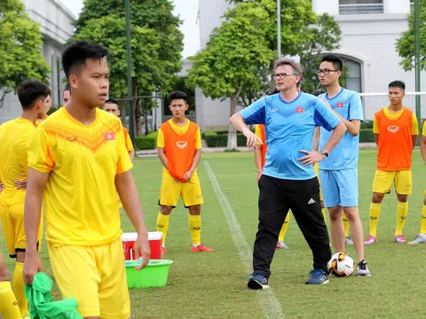 Đội tuyển Việt Nam: Huấn luyện viên Philippe Troussier là sự lựa chọn tốt nhất 