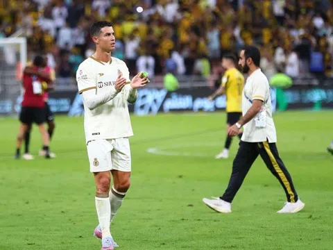 Ronaldo nổi giận trong ngày Al Nassr thua trận và mất ngôi đầu