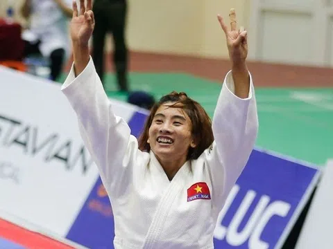 Võ sĩ Judo Hoàng Thị Tình được thưởng 30 triệu đồng