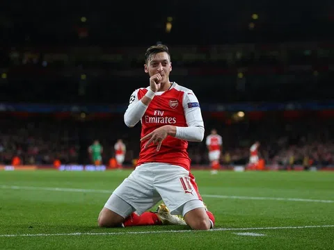 Mesut Ozil giã từ sự nghiệp ở tuổi 34