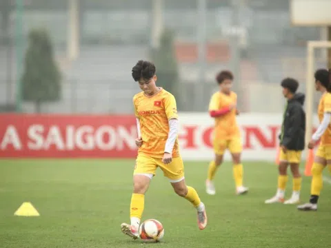 Huấn luyện viên Mai Đức Chung: "Đội tuyển nữ Việt Nam đã đáp ứng được khoảng 80% yêu cầu đề ra"