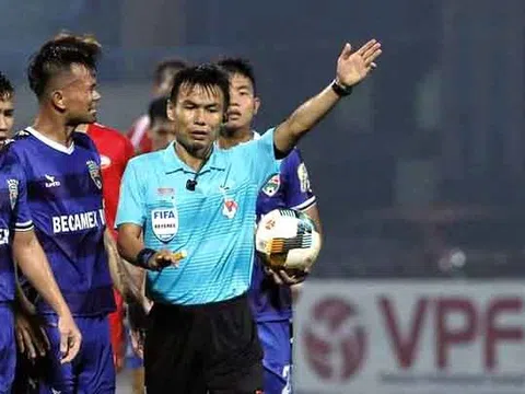 V.League 2023: Trọng tài thổi phạt đền gây tranh cãi