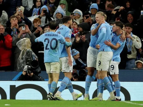 Nhấn chìm đối thủ, Man City đặt một chân vào bán kết Champions League