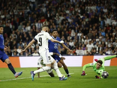 Real Madrid hạ gục Chelsea ở tứ kết lượt đi Champions League