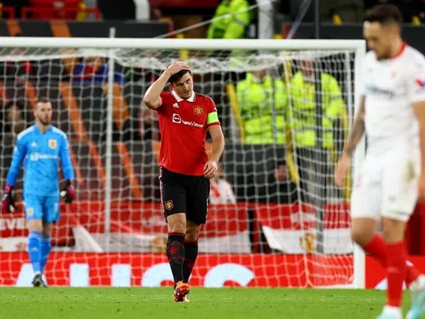 Man United đánh rơi chiến thắng ở tứ kết lượt đi Europa League