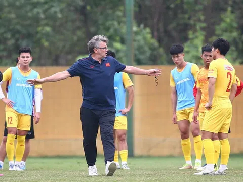 SEA Games 32: Huấn luyện viên Troussier đi tìm lời giải cho bài toán khó