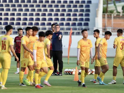 Đội tuyển U22 Việt Nam: Toan tính của huấn luyện viên Troussier