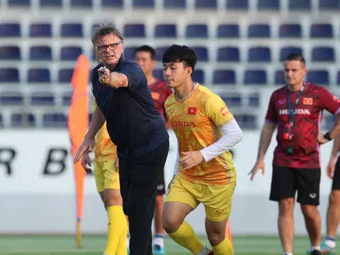 Đội tuyển U22 Việt Nam: Huấn luyện viên Troussier chọn ai đá SEA Games?