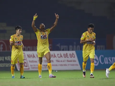 V.League: Câu lạc bộ sốt ruột đòi thay đổi