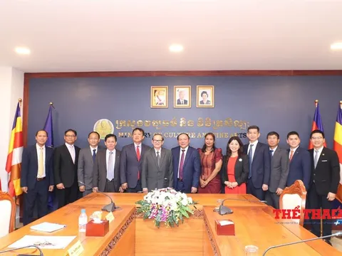 Bộ trưởng Nguyễn Văn Hùng: Văn hóa là sợi dây gắn kết tình hữu nghị Việt Nam - Campuchia