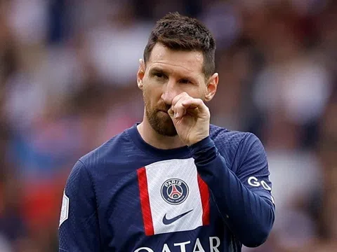 Paris Saint-Germain lên tiếng sau khi Messi, Neymar bị cổ động viên la ó