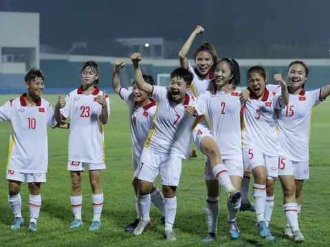 Đội tuyển U20 nữ Việt Nam: Dung dăng dung dẻ, lấy vé liền tay