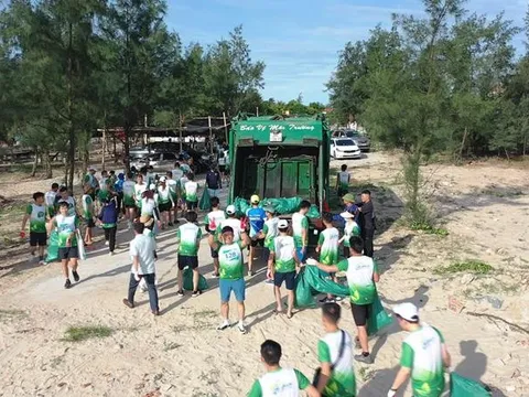 Hơn 400 vận động viên tham gia giải Chạy Maraton “Go green - bước chân xanh”