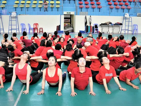 Lâm Đồng phát triển mạnh trong trào tập luyện Yoga 