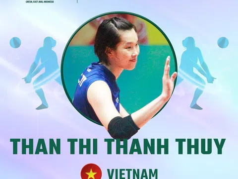 Thanh Thúy nhận giải thưởng "Cầu thủ xuất sắc nhất AVC Challenge Cup 2023"