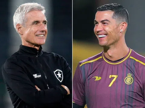 Ronaldo giới thiệu huấn luyện viên mới cho câu lạc bộ Al Nassr