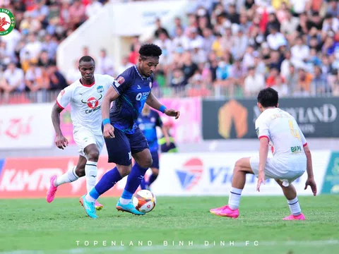 Vòng 13 V.League 2023 > Topenland Bình Định 2-1 Hoàng Anh Gia Lai: Đội bóng phố Núi tranh nhóm trụ hạng