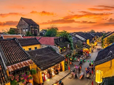 Gỡ "nút thắt" visa: Du lịch Việt Nam cần làm gì để "cất cánh"
