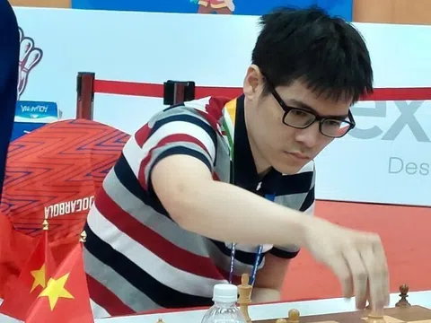 Lê Tuấn Minh thắng Quang Liêm ở chặng 4 hệ thống giải cờ Vua Champions Chess Tour