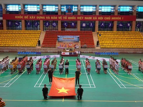200 VĐV tham gia Giải bóng rổ các Câu lạc bộ trẻ Điện Biên