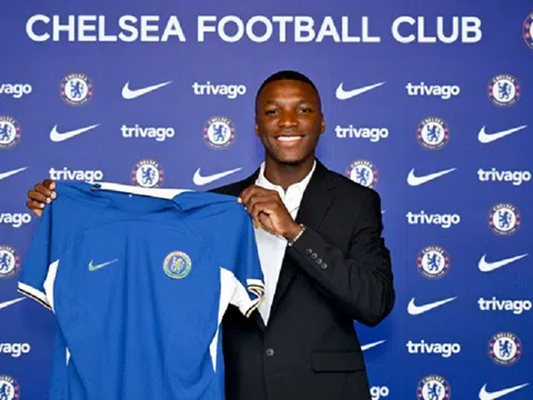 Chelsea lập kỷ lục chuyển nhượng mới tại Premier League