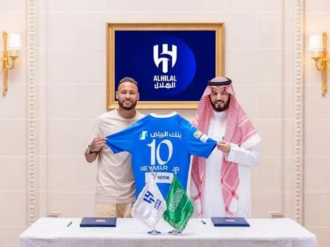 Neymar nhận đãi ngộ như "ông hoàng" khi hoàn tất hợp đồng với câu lạc bộ Al Hilal