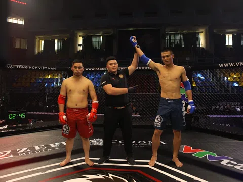 Giải MMA LION Championship 09: Phạm Công Minh hạ knock-out đối thủ sau 15 giây