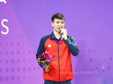 ASIAD 19: Nguyễn Huy Hoàng xuất sắc giành huy chương đồng thứ hai