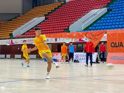 Đội tuyển futsal Việt Nam tích cực hoàn thiện bước chuẩn bị cuối cùng cho trận ra quân