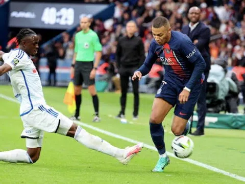 Vòng 9 Ligue 1: Kylian Mbappe tỏa sáng giúp Paris Saint-Germain thắng đậm trên sân nhà