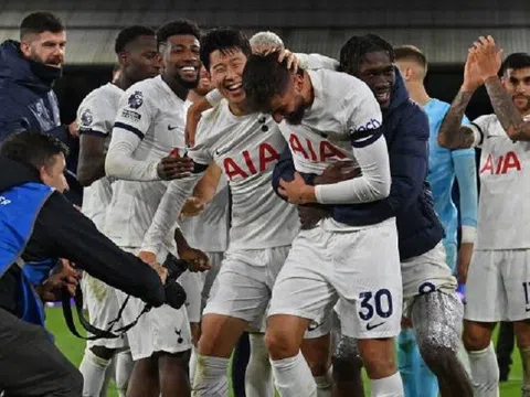 Vòng 10 Premier League: Tottenham thổi lửa vào đại chiến thành Manchester