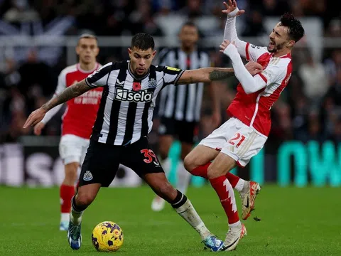 Vòng 11 Premier League: Arsenal đứt mạch trận bất bại sau trận thua Newcastle