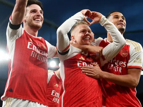 Arsenal "phả hơi nóng" vào đại chiến Chelsea và Man City