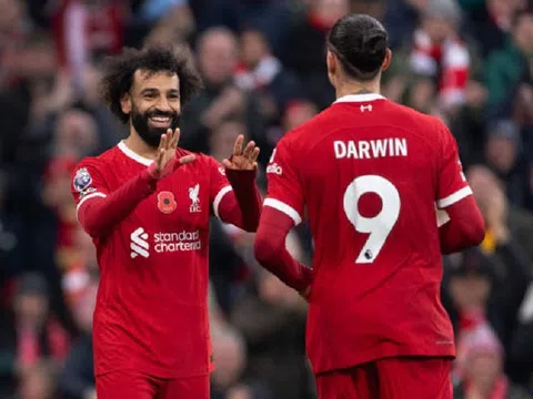 Mohamed Salah và Darwin Nunez cán cột mốc ấn tượng