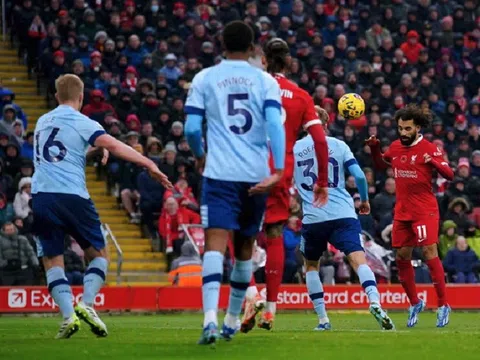 Liverpool lên vị trí nhì Premier League