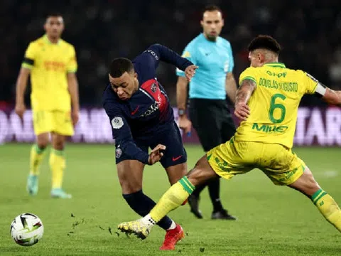 Thắng trận thứ tám liên tiếp, PSG củng cố vị trí số 1 tại Ligue 1