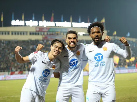 Vòng 8 V.League 2023-2024: Hoàng Anh Gia Lai thắng trận đầu tiên, Thép Xanh Nam Định xây chắc ngôi đầu