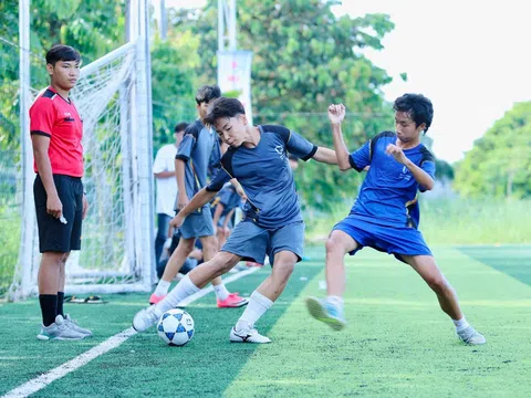 Quận Ninh Kiều phát triển mạnh bóng đá phong trào