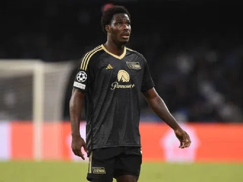 Chelsea tiếp tục cho mượn tiền đạo trẻ Datro Fofana