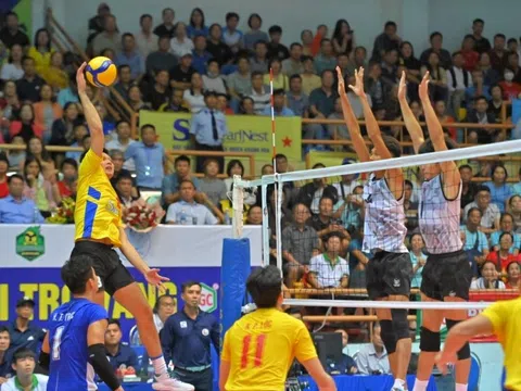 Sanest Khánh Hòa thua ngược đáng tiếc trận mở màn giải Bóng chuyền quốc gia TECHO Volleyball Campuchia League 2023-2024