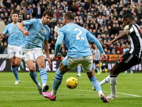 Kevin De Bruyne tỏa sáng, Man City giành trọn 3 điểm trước Newcastle