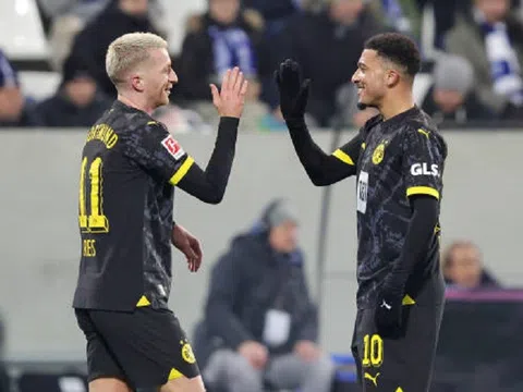 Marco Reus thuyết phục Sancho rời Man United