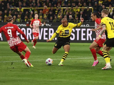 Vòng 21 Bundesliga: Borussia Dortmund củng cố vị trí thứ 4 sau trận thắng Freiburg