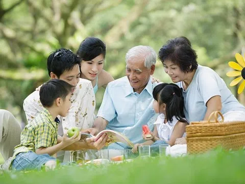 Thông điệp gia đình năm 2024 “Gia đình hạnh phúc, quốc gia thịnh vượng”