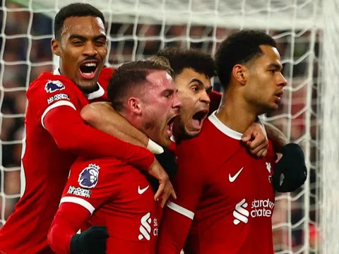 Đá sớm vòng 26 Premier League: Liverpool giành chiến thắng đậm