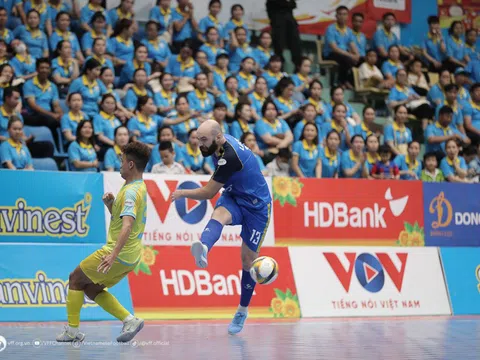 Lượt 2 giải Futsal HDBank vô địch quốc gia 2024: Savinest Khánh Hòa và Sahako chia điểm kịch tính