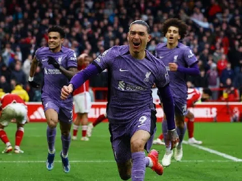 Huấn luyện viên Jurgen Klopp khen ngợi Darwin Nunez